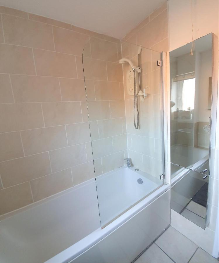 Modern One Bedroom Apt - City Centre & Freeparking Glasgow Exterior photo